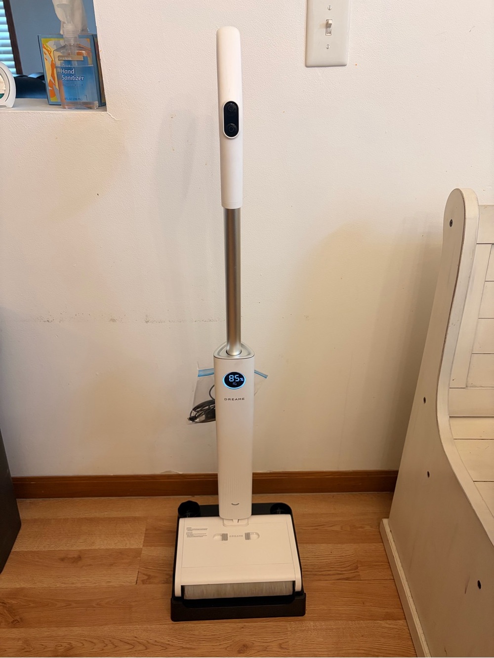 White Cordless Floor Cleaner - Smart Wet & Dry Mop